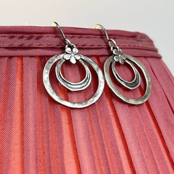 HOST PICK 925 stamped silver earrings from Israel - Picture 2 of 6